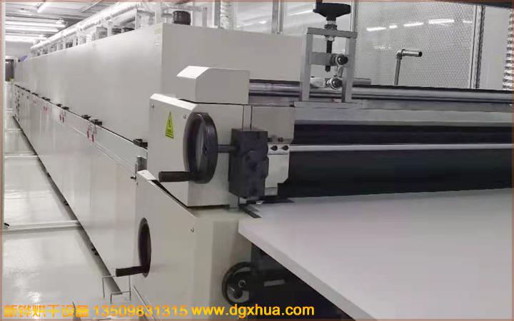 1678168547976677.jpg PET丝印UV烘干隧道炉.jpg